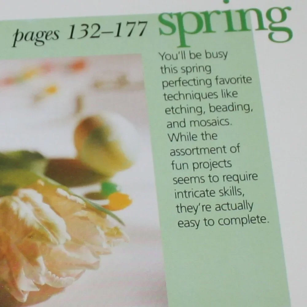 BOOK - Simply Handmade - 365 Easy Gifts & Decorations You Can Make